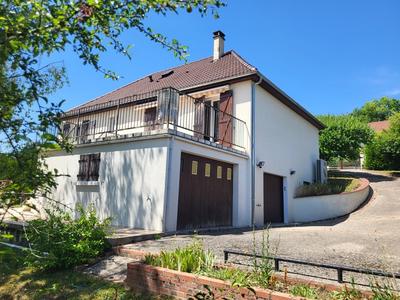 Maison - 87 m² - 5 pièces