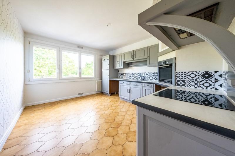 Appartement - 84 m² - 4 pièces