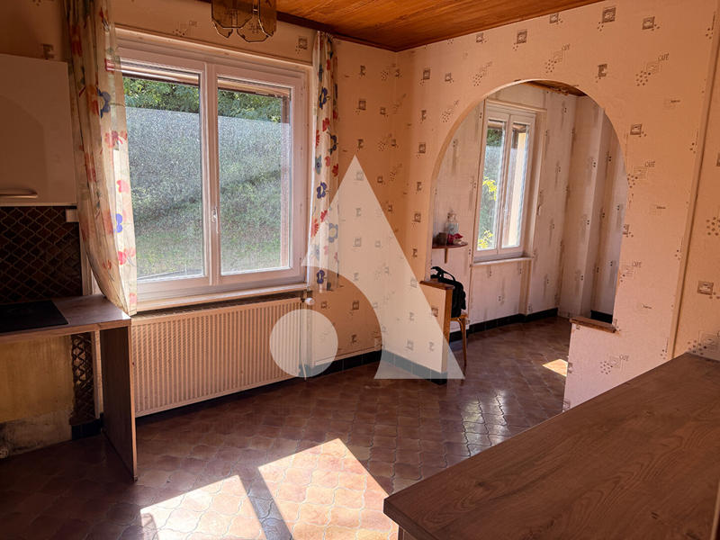 Maison - 102 m² - 6 pièces