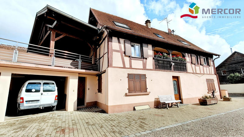 Maison ancienne - 198 m² - 8 pièces