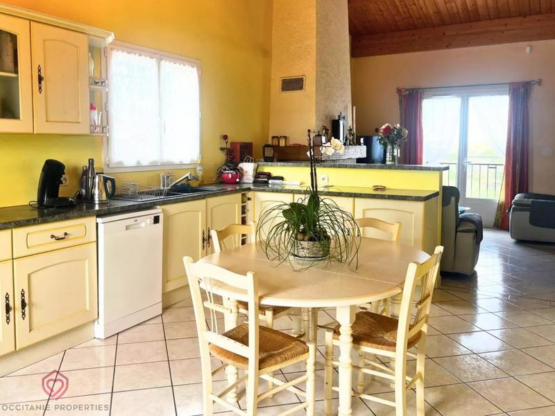 Maison - 120 m² - 4 pièces