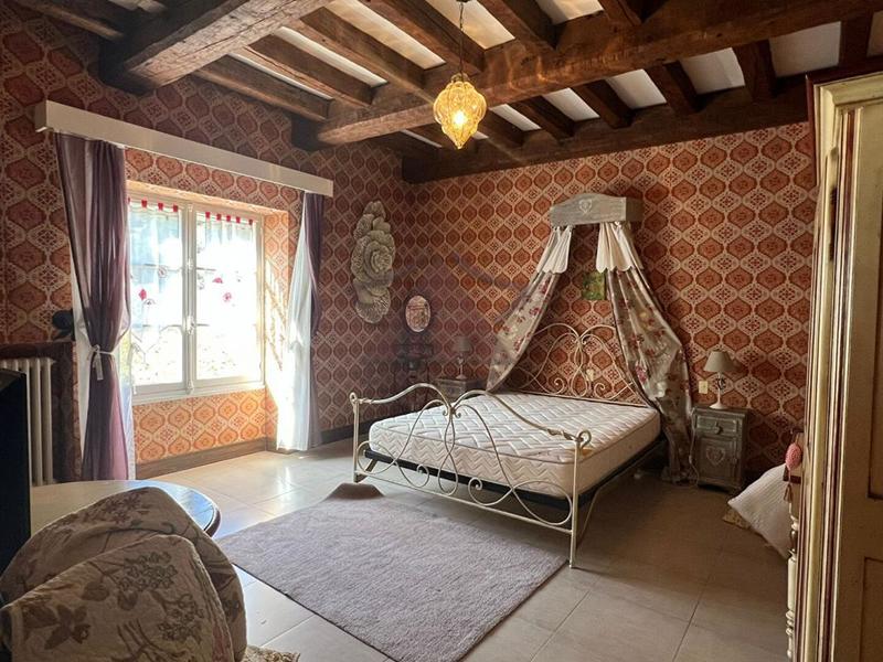 Demeure - 522 m² - 10 pièces