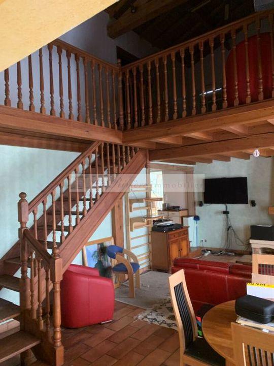 Pavillon - 135 m² - 7 pièces