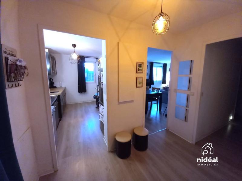 Appartement - 65 m² - 3 pièces