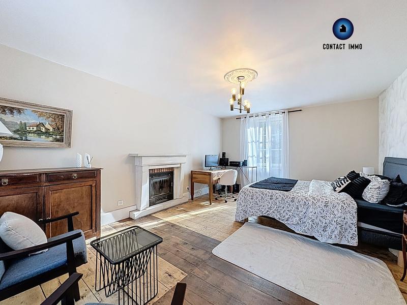 Maison ancienne - 138 m² - 8 pièces