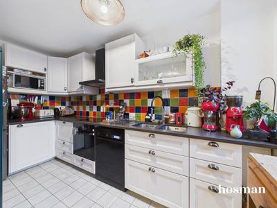 Appartement - 85 m² - 4 pièces