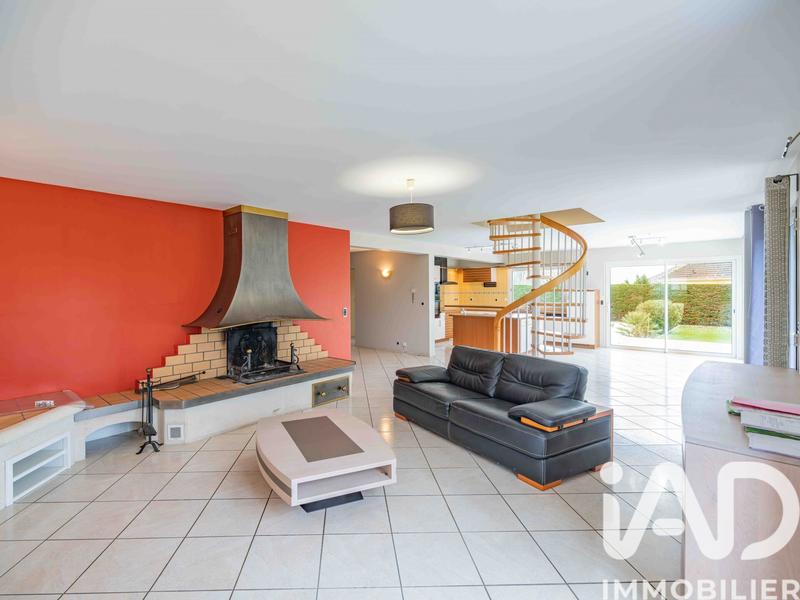 Maison - 150 m² - 5 pièces