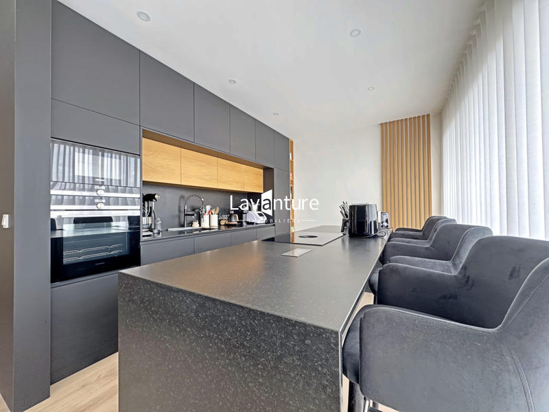 Appartement - 118 m² - 6 pièces