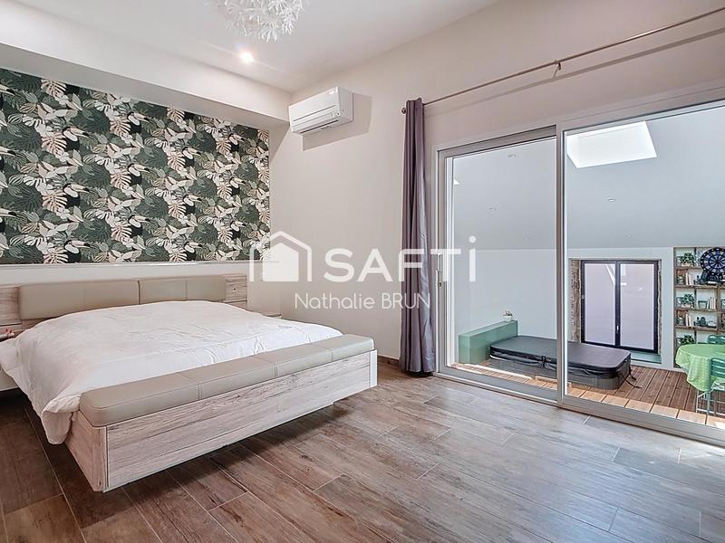 Maison - 180 m² - 6 pièces