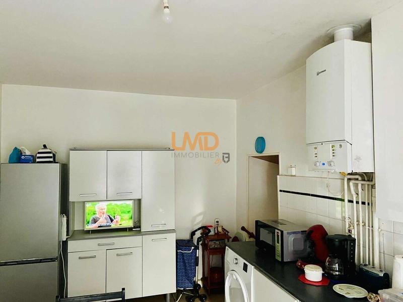 Maison - 180 m² - 11 pièces