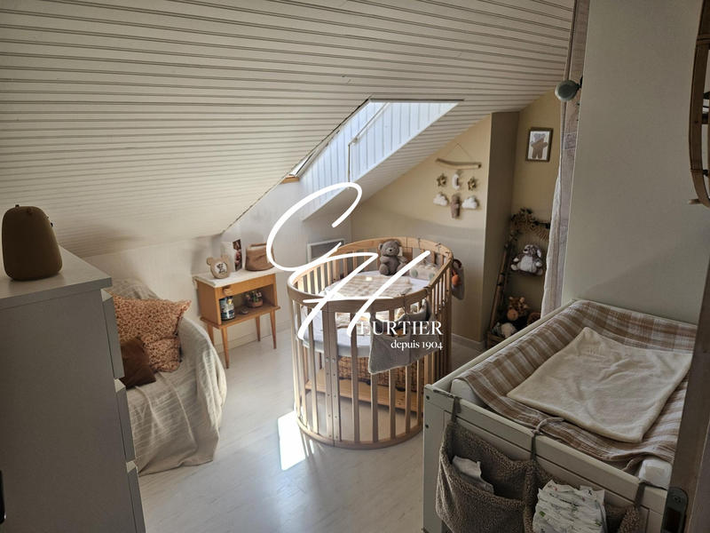 Appartement - 100 m² - 4 pièces