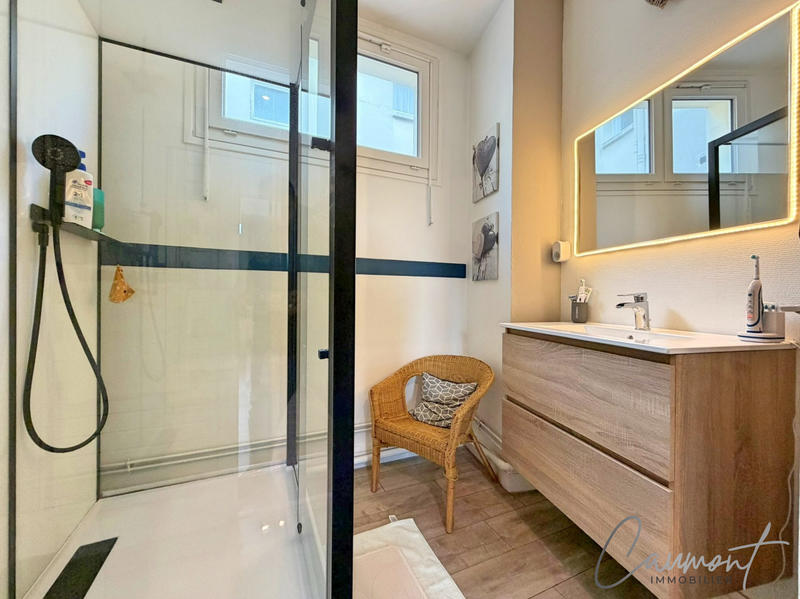 Appartement - 146 m² - 5 pièces