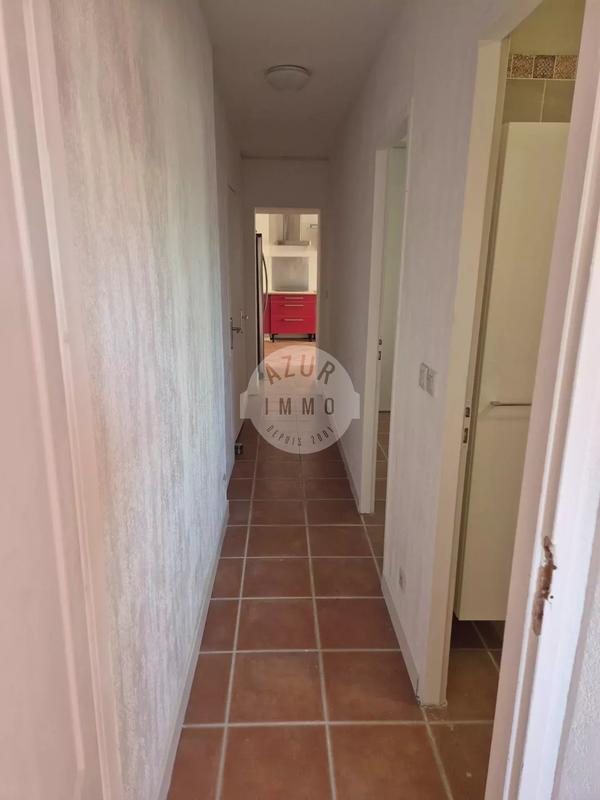 Appartement - 75 m² - 3 pièces