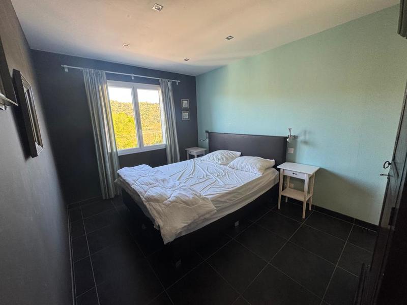 Villa - 159 m² - 8 pièces