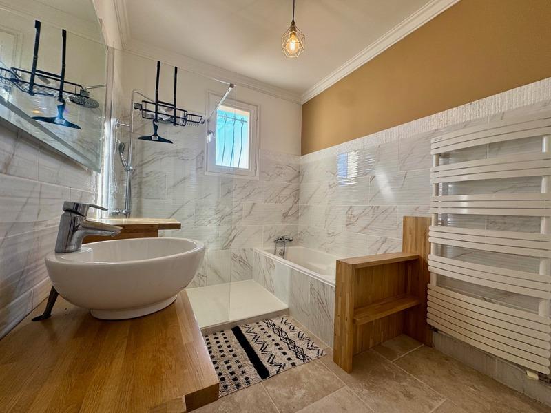 Maison - 145 m² - 7 pièces