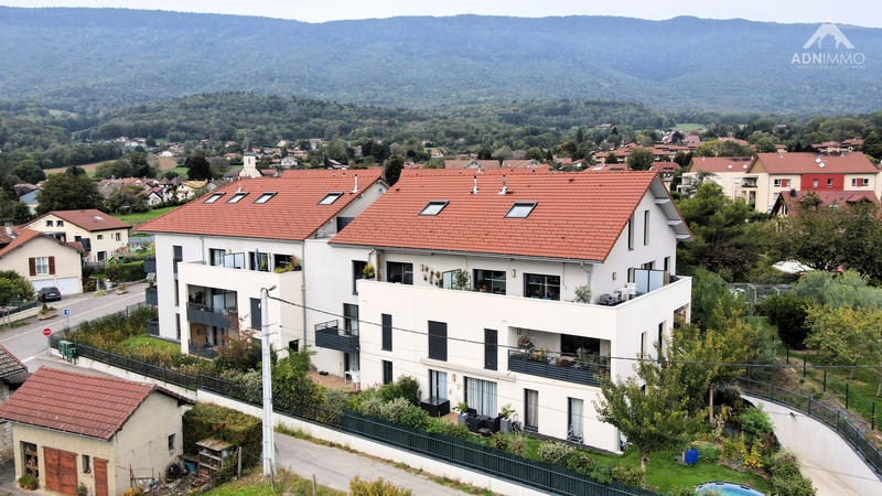 Appartement - 87 m² - 3 pièces