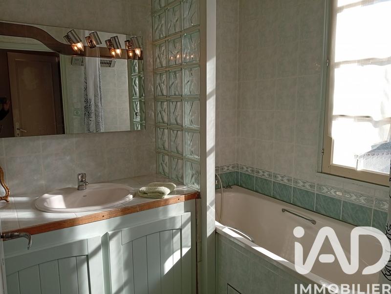 Maison - 101 m² - 6 pièces