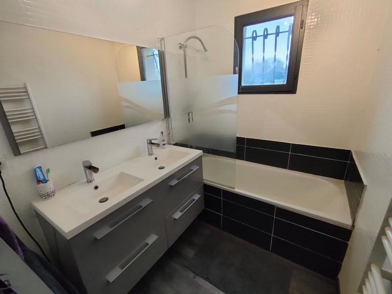 Maison - 84 m² - 4 pièces