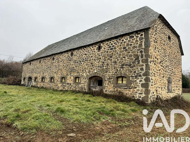 Ferme - 470 m² - 2 pièces
