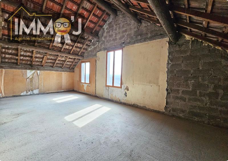 Maison - 210 m² - 4 pièces