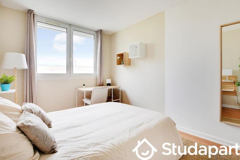 Chambre - 10 m² - 1 pièce