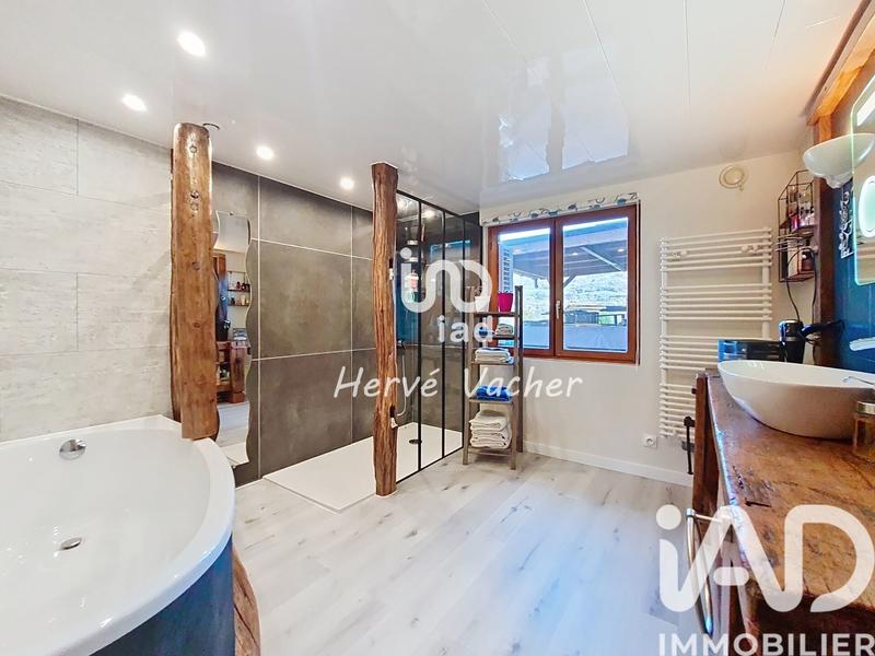 Ferme - 251 m² - 6 pièces