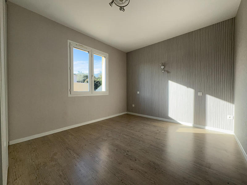 Maison - 94 m² - 4 pièces