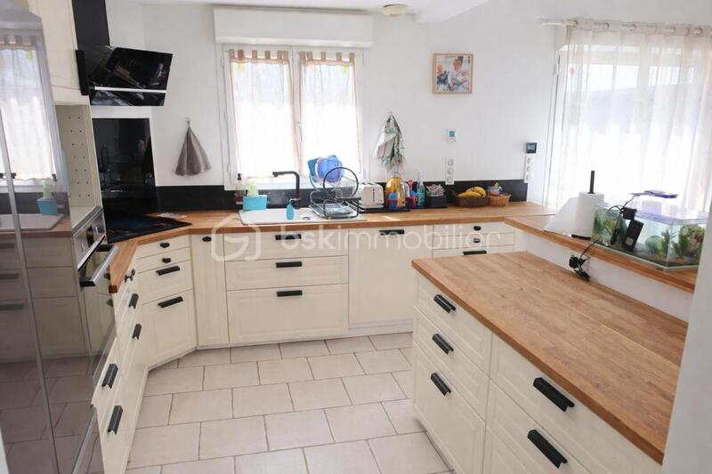 Maison - 162 m² - 5 pièces