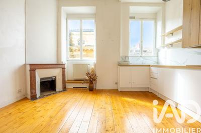 Appartement - 90 m² - 3 pièces