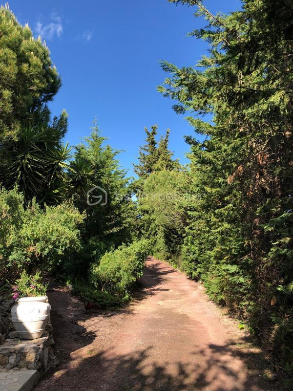 Villa - 178 m² - 6 pièces