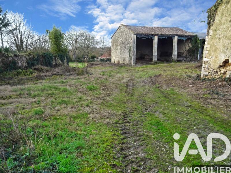 Maison de village - 1 m² - 6 pièces