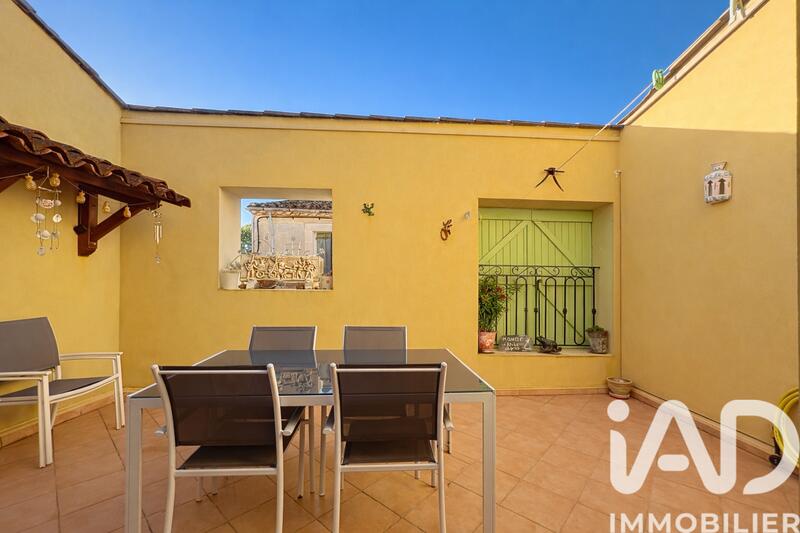 Maison - 360 m² - 10 pièces