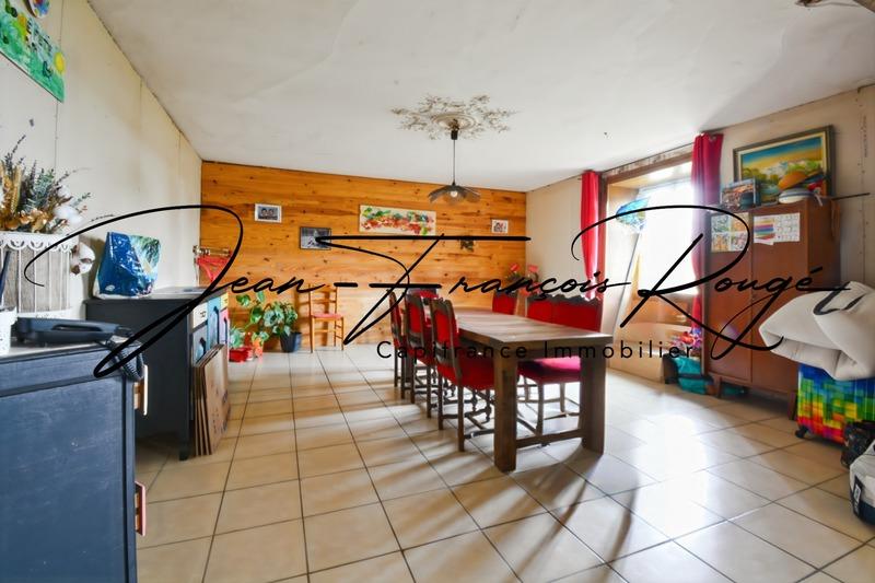 Maison - 357 m² - 10 pièces