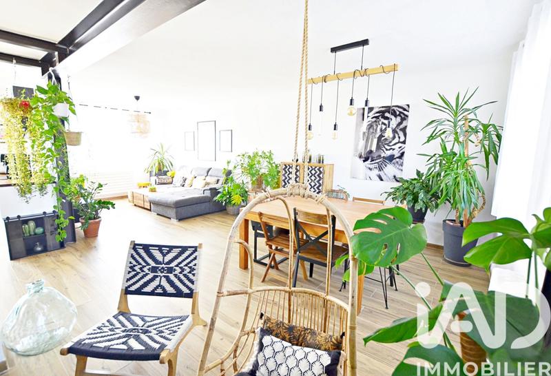 Maison - 137 m² - 6 pièces