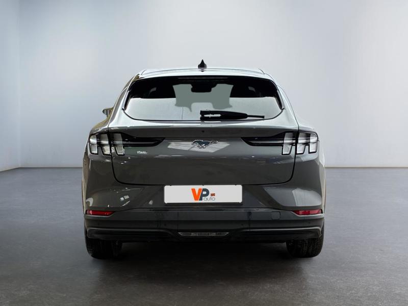 Ford Mustang Mach-E Standard Range 76 kWh 269 ch
