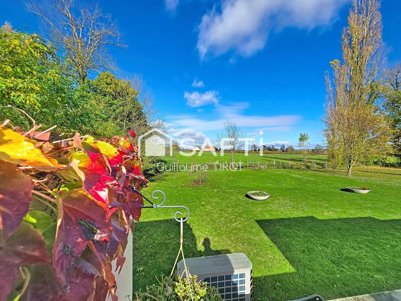 Maison - 246 m² - 7 pièces