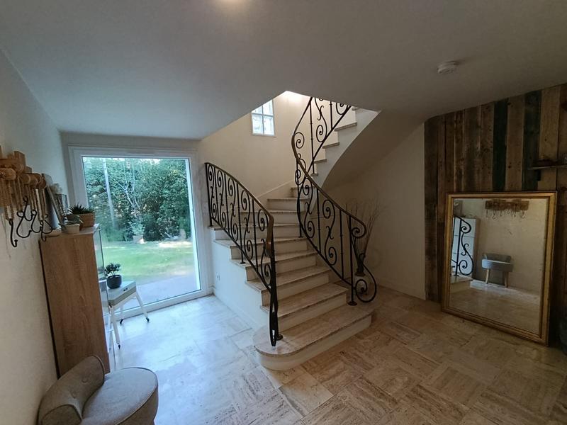 Maison traditionnelle - 190 m² - 6 pièces