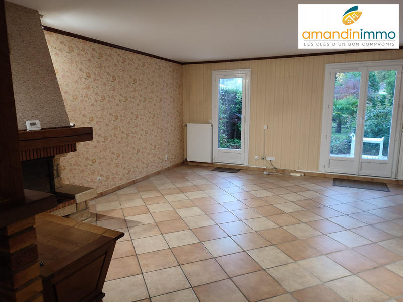 Maison - 95 m² - 5 pièces