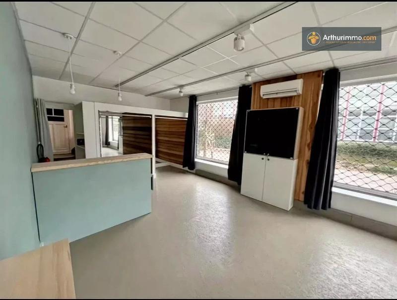 Magasins - 42 m² - 1 pièce