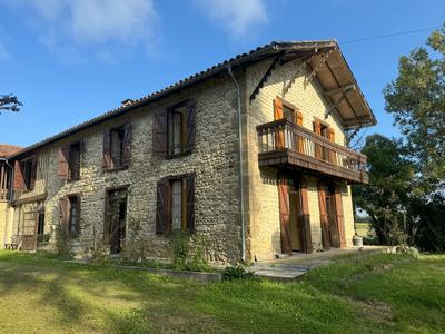 Maison ancienne - 185 m² - 5 pièces