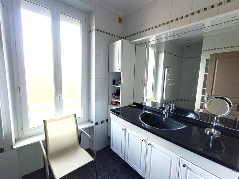 Maison - 161 m² - 5 pièces