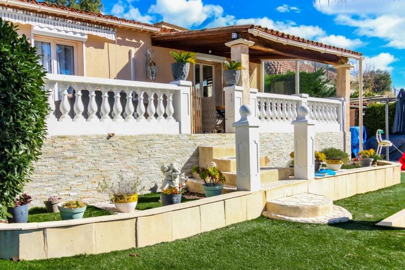 Maison - 105 m² - 4 pièces