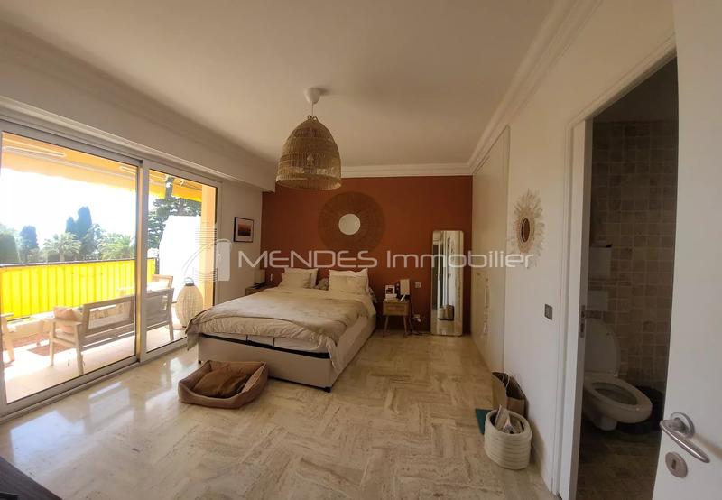 Appartement - 140 m² - 4 pièces