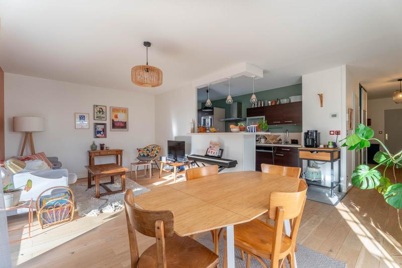 Appartement - 70 m² - 3 pièces