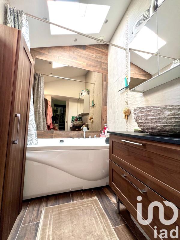 Maison - 83 m² - 4 pièces