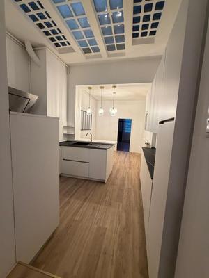 Appartement - 81 m² - 2 pièces