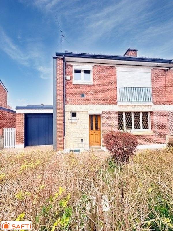 Maison - 79 m² - 6 pièces