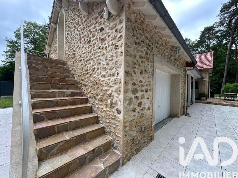 Maison - 140 m² - 6 pièces