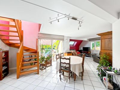 Maison - 143 m² - 7 pièces