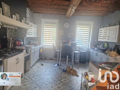 Maison - 211 m² - 8 pièces